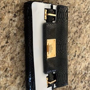 Michael kors clutch
